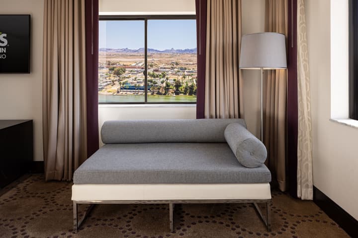 Harrah’s Laughlin Beach Resort & Casino - A Caesars Rewards Destination