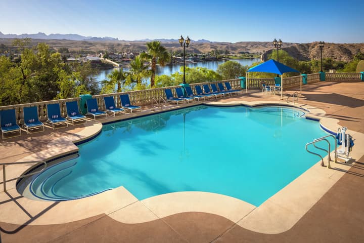 Harrah’s Laughlin Beach Resort & Casino - A Caesars Rewards Destination