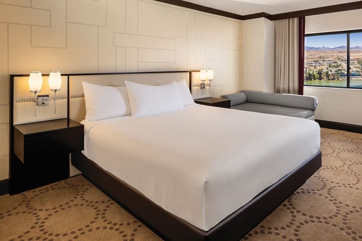 Harrah’s Laughlin Beach Resort & Casino - A Caesars Rewards Destination