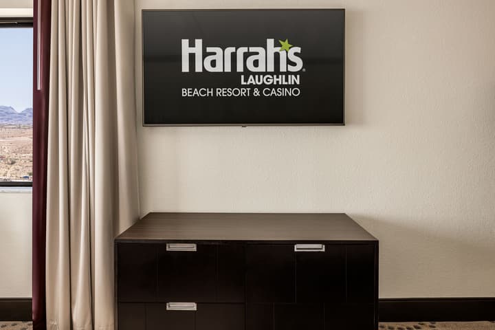 Harrah’s Laughlin Beach Resort & Casino - A Caesars Rewards Destination