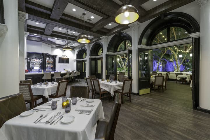 Sam's Town Hotel & Gambling Hall