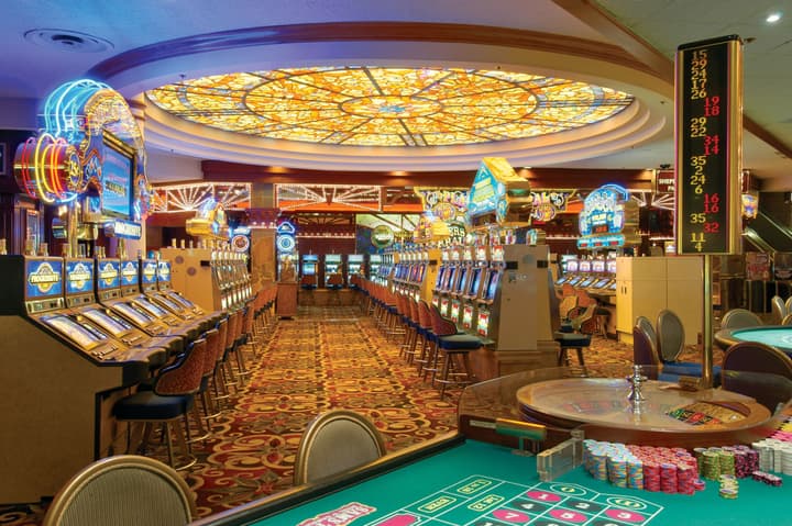 Sam's Town Hotel & Gambling Hall