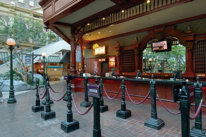 Sam's Town Hotel & Gambling Hall