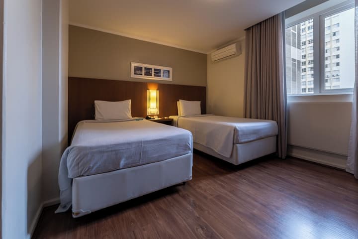 Hotel Deville Curitiba