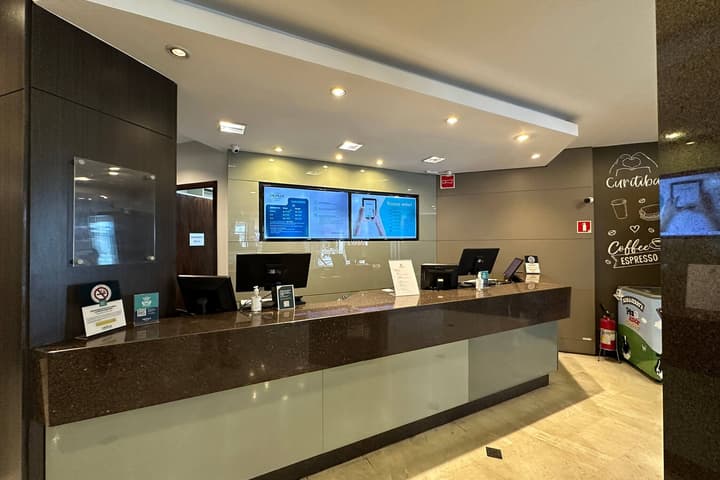 Hotel Deville Curitiba