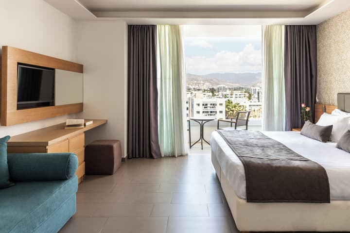 Royal Apollonia by Louis Hotels