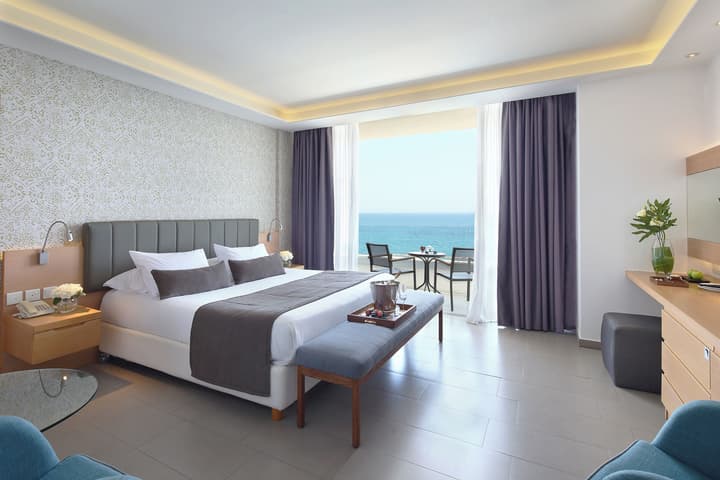 Royal Apollonia by Louis Hotels