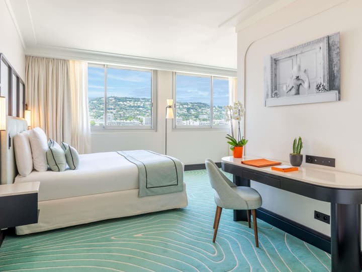 Mondrian Cannes