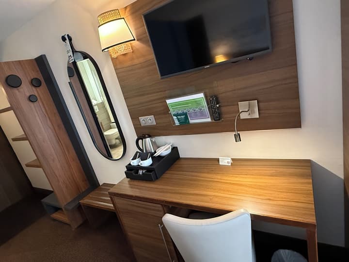 Holiday Inn Paris - Montmartre by IHG
