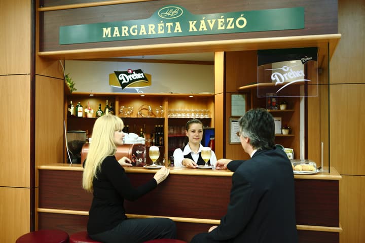 Hotel Benczur