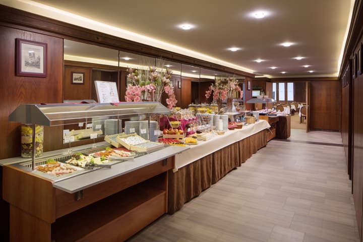 Hotel Benczur