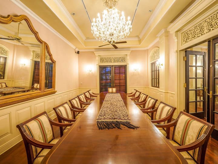 Hotel Majapahit Surabaya - MGallery