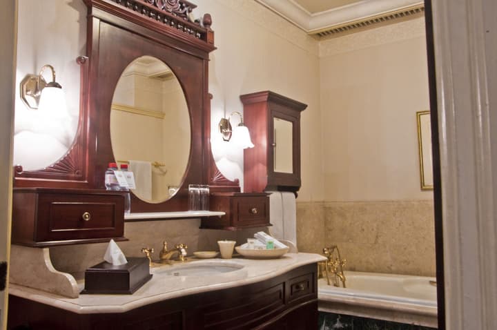 Hotel Majapahit Surabaya - MGallery