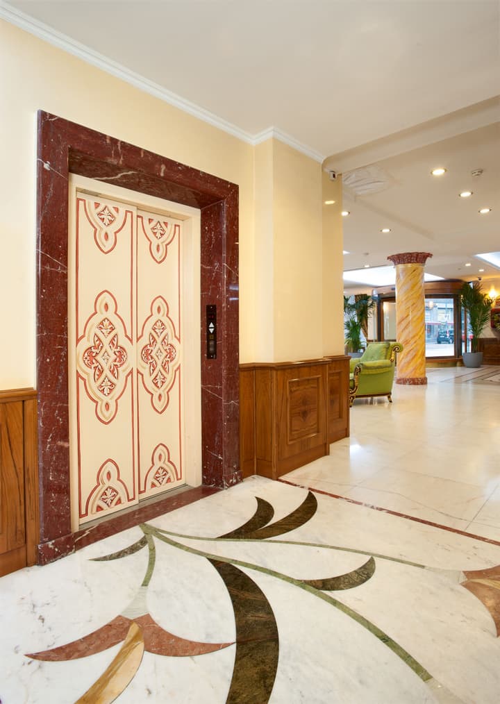 Marconi Hotel