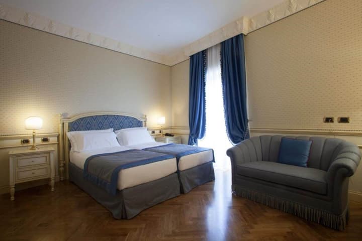 Marconi Hotel