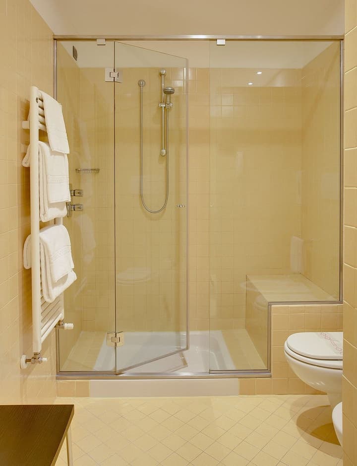 Hotel Ovest