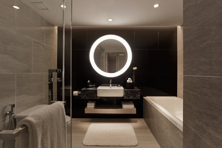 Renaissance Kuala Lumpur Hotel & Convention Centre
