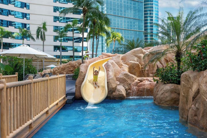 Renaissance Kuala Lumpur Hotel & Convention Centre