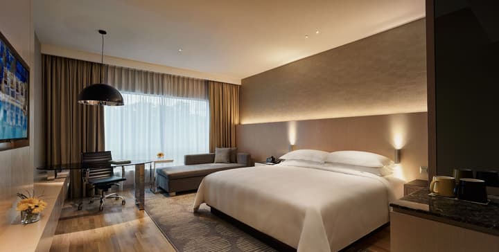 Renaissance Kuala Lumpur Hotel & Convention Centre
