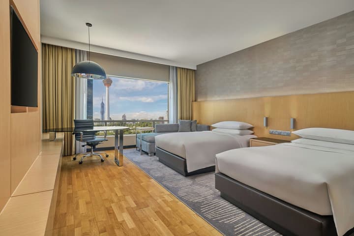 Renaissance Kuala Lumpur Hotel & Convention Centre