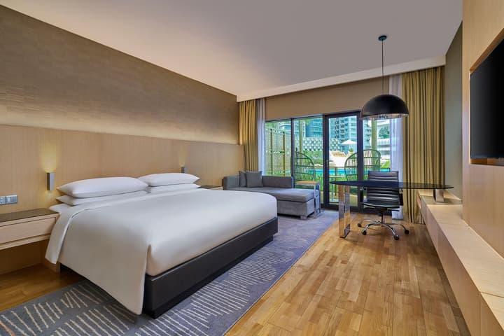 Renaissance Kuala Lumpur Hotel & Convention Centre