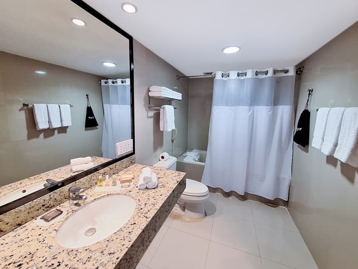 Radisson Hotel Decapolis Miraflores