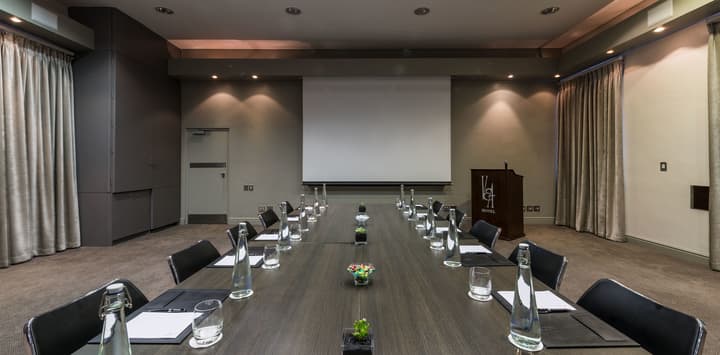 Victoria and Alfred Hotel by NEWMARK