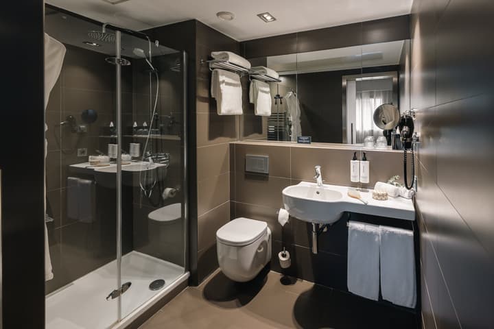 voco Madrid Retiro by IHG