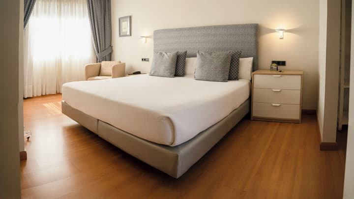 Hotel Sercotel Tres Luces