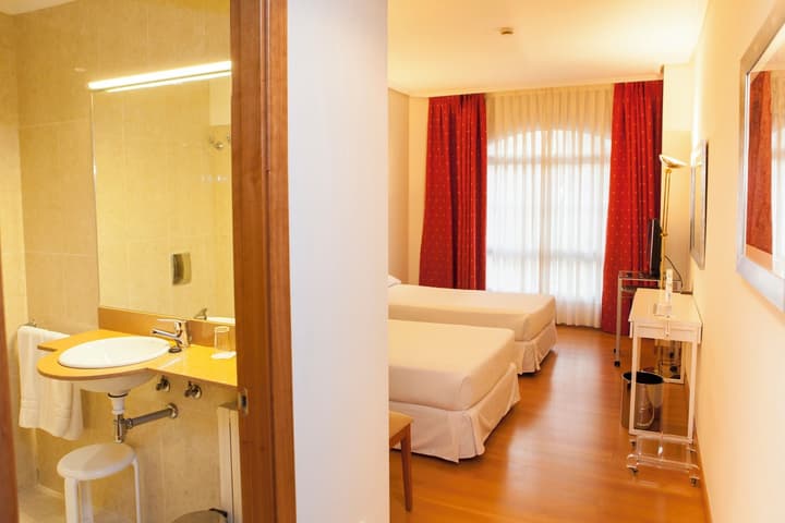 Hotel Sercotel Tres Luces