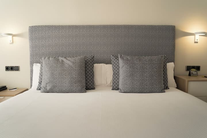 Hotel Sercotel Tres Luces
