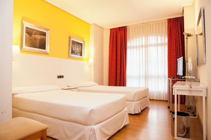 Hotel Sercotel Tres Luces