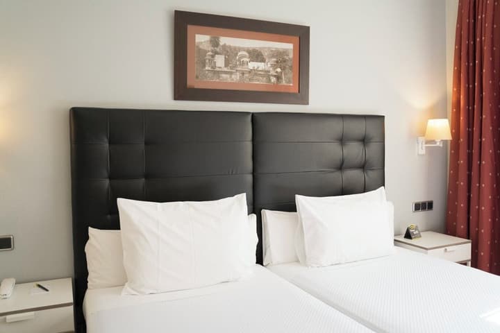 Hotel Sercotel Tres Luces