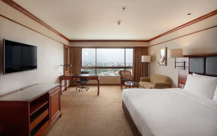 Centara Riverside Hotel Chiang Mai