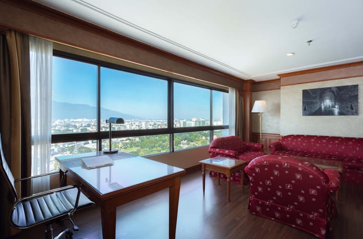 Centara Riverside Hotel Chiang Mai
