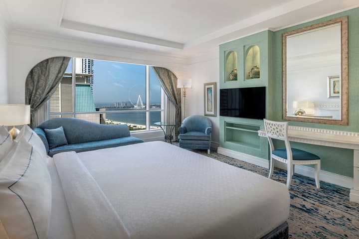 Al Habtoor Grand Resort, Autograph Collection®