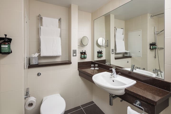 Crowne Plaza London Ealing by IHG