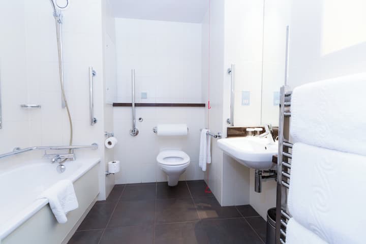 Crowne Plaza London Ealing by IHG