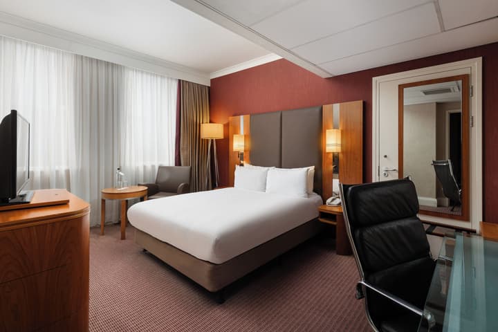 Crowne Plaza London Ealing by IHG