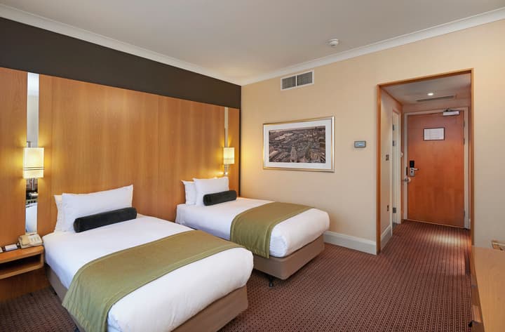 Crowne Plaza London Ealing by IHG