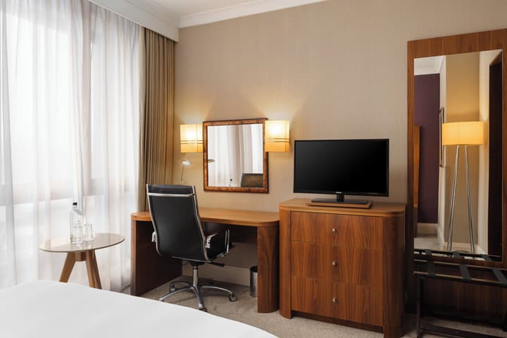 Crowne Plaza London Ealing by IHG