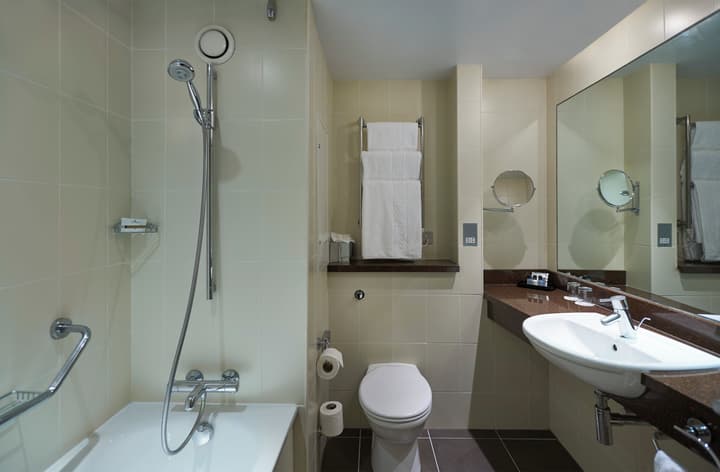 Crowne Plaza London Ealing by IHG