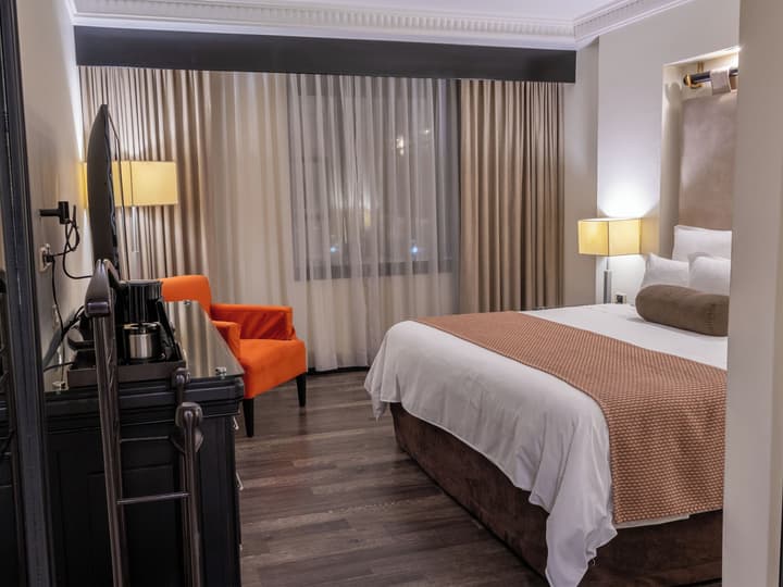 Tikal Futura Hotel & Convention Center