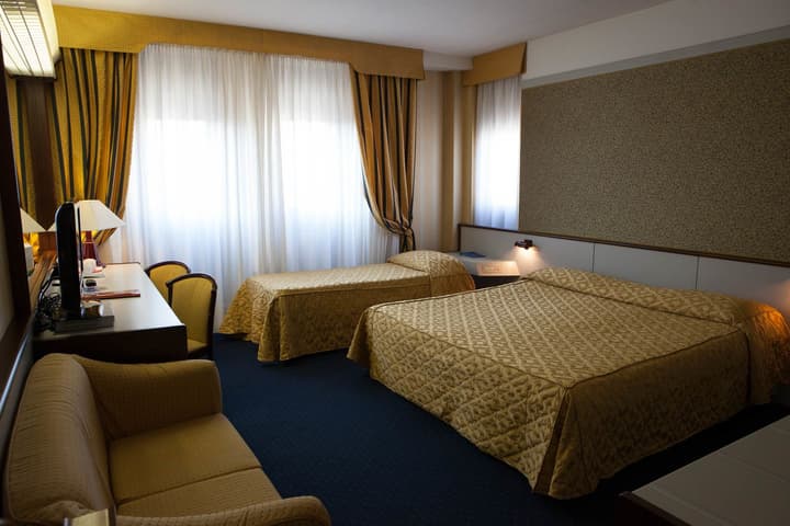 Hotel Maxim
