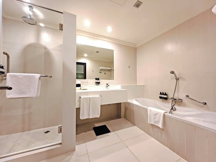 Millennium Airport Hotel Dubai