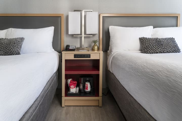 Hotel Saint Clair- Magnificent Mile