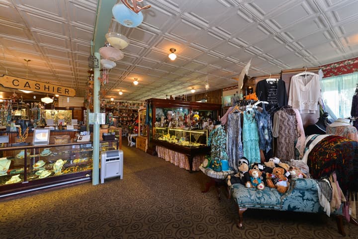 Buffalo Bill Village Cabins