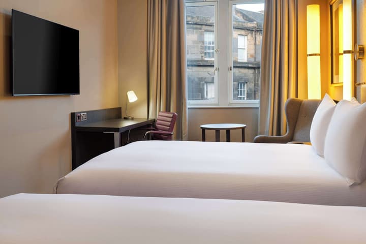 DoubleTree by Hilton Edinburgh City Centre
