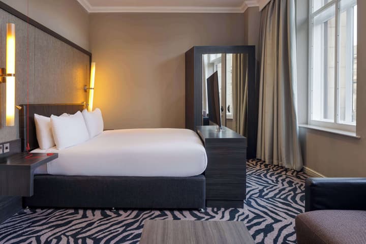 DoubleTree by Hilton Edinburgh City Centre