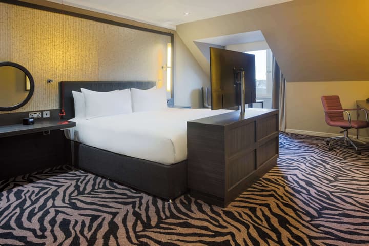 DoubleTree by Hilton Edinburgh City Centre